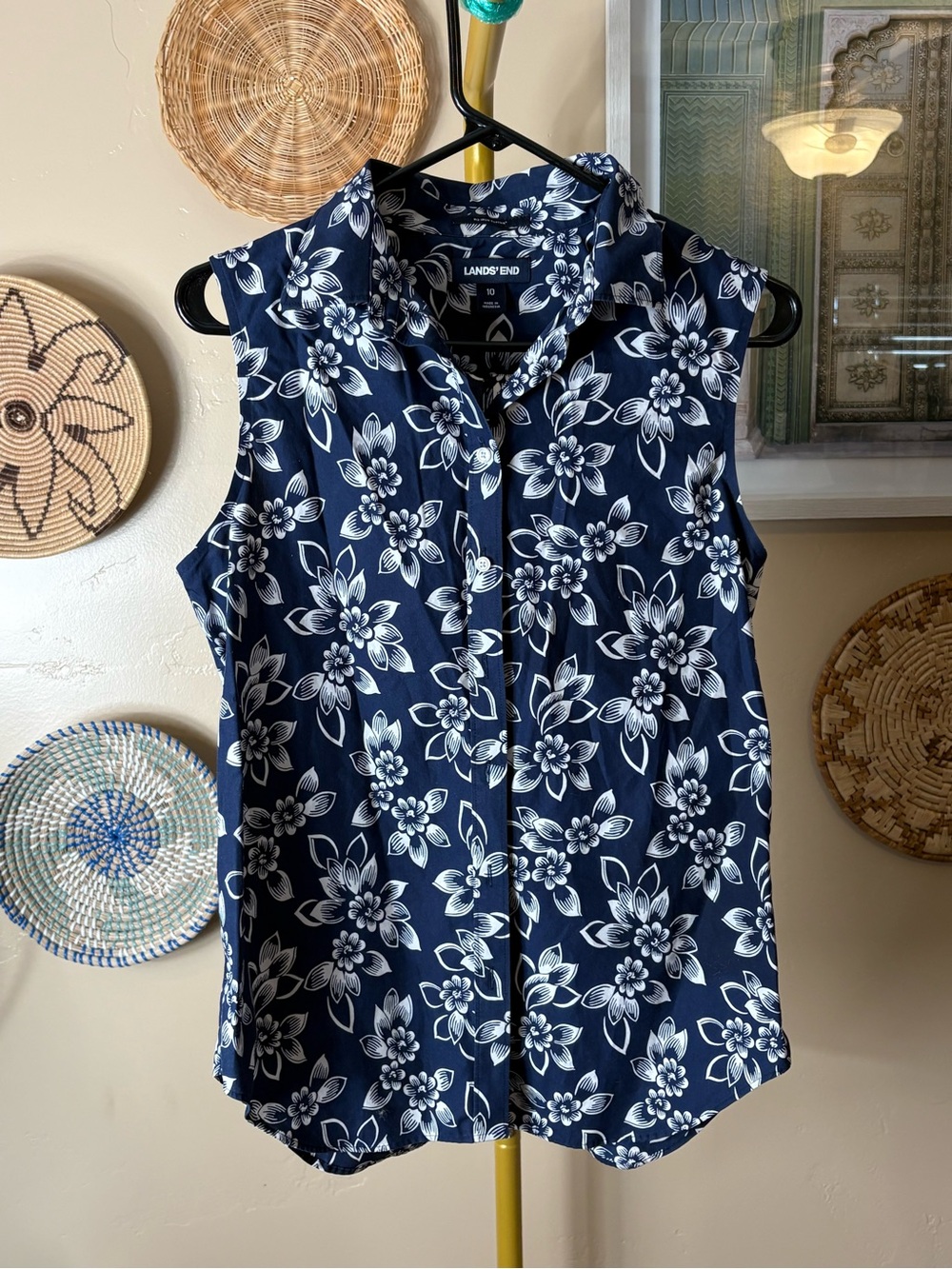 Lands' End Navy Floral Sleeveless Button-Front Top